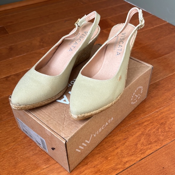Viscata Shoes - NWB Viscata Palomera  Beige Canvas Slingback Buckle 3" Wedge Heel, Spain